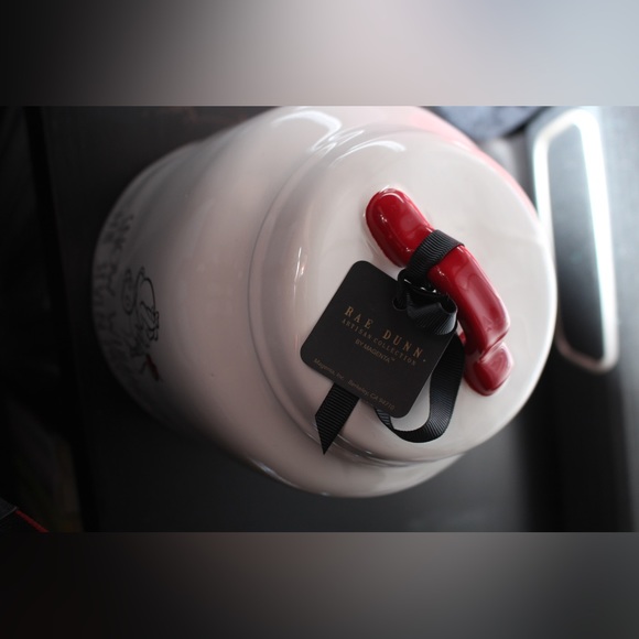 Rae Dunn Snow White and the Seven Dwarfs Canister/Cookie Jar - Picture 6 of 7